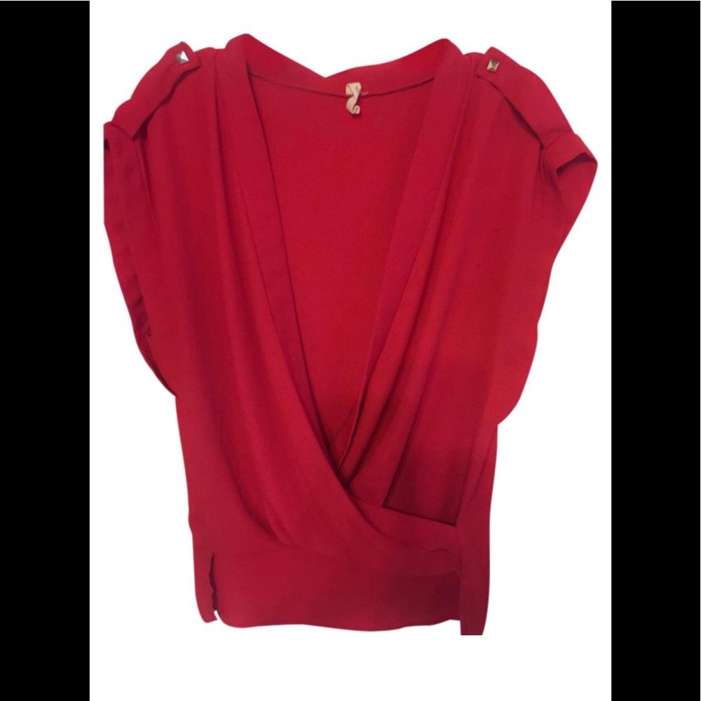 ❤️❤️- My beloved cap sleeve V-neck top ❤️❤️